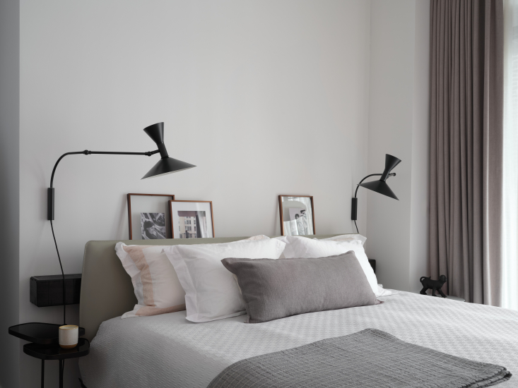 Fernando Piva - NYC Chelsea Apartment - Photo Reid Rolls - Master Bedroom