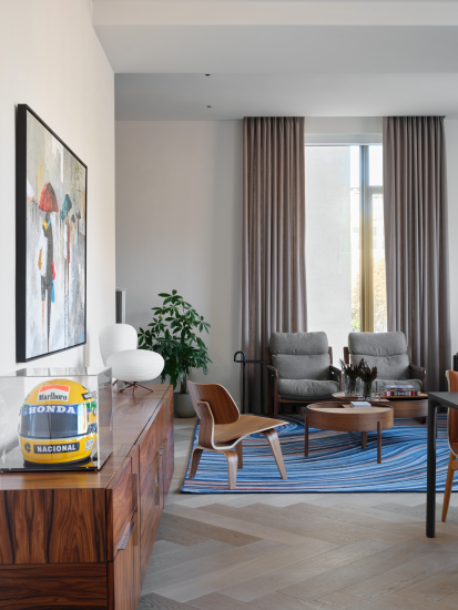 Fernando Piva - NYC Chelsea Apartment - Photo Reid Rolls - Living Room